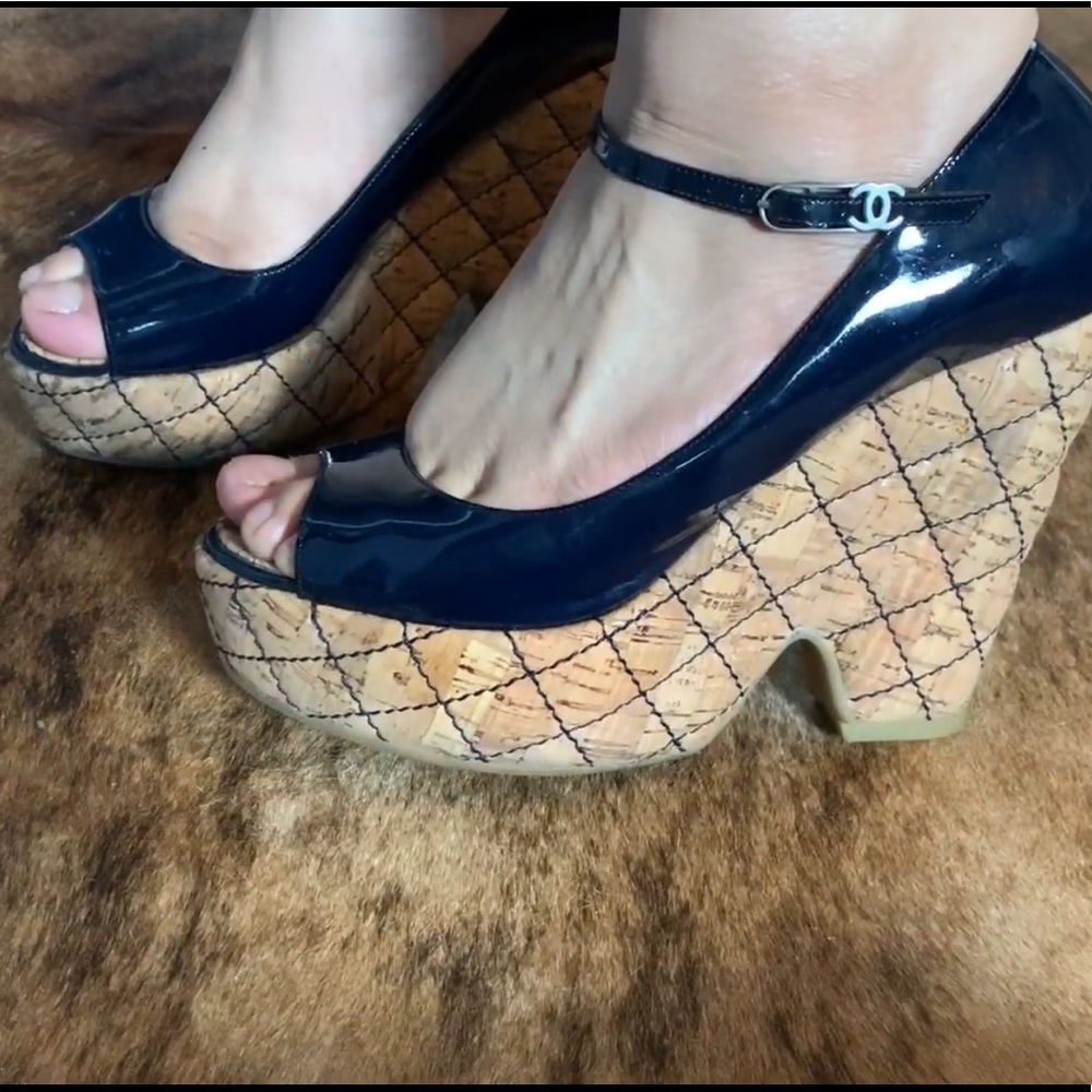 Chanel Patent Leather Cork Wedge Espadrille Platform - Picture 3 of 4